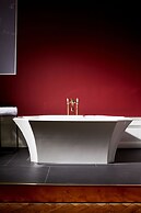 Provocateur, Berlin, a part of Sircle Collection