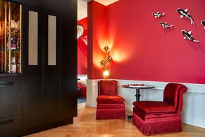 Provocateur, Berlin, a part of Sircle Collection