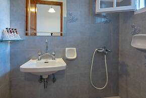 Ionian Aura Apartments