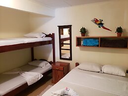 Cabinas Pura Vida Bed & Breakfast