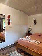 Cabinas Pura Vida Bed & Breakfast