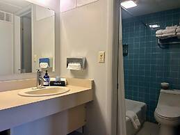Harbor Inn Self Check-in Hotel