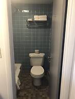 Harbor Inn Self Check-in Hotel