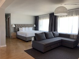 Harbor Inn Self Check-in Hotel