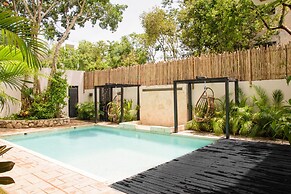 Che Tulum Hostel & Bar