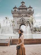 Seasons Riverside Hotel