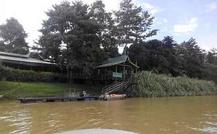 Bilit Adventure Lodge