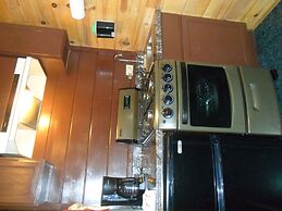 Big Bear Manor Spa Cabins