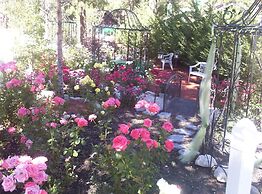 Big Bear Manor Spa Cabins