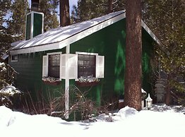 Big Bear Manor Spa Cabins