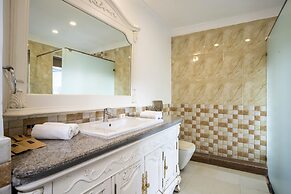 Stone Wood River Front