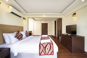 Stone Wood River Front