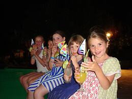 Oasis Hotel Bungalows Rodos