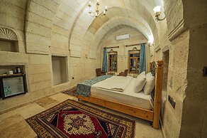 Chelebi Cave House