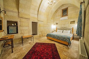 Chelebi Cave House