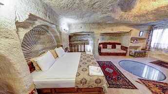 Chelebi Cave House