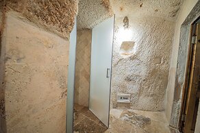 Chelebi Cave House