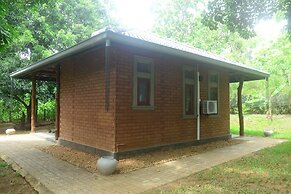 Nil Diya Mankada Safari Lodge