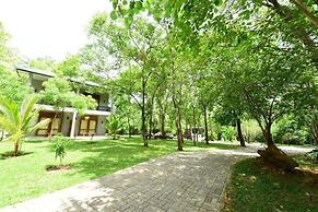 Nil Diya Mankada Safari Lodge