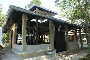 Nil Diya Mankada Safari Lodge