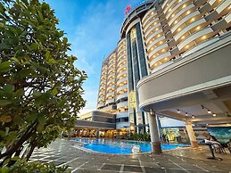 Planet Holiday Hotel & Residence