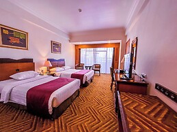 Planet Holiday Hotel & Residence