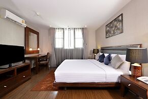 Grand Asoke Suites Boutique Residence