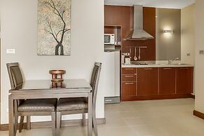 Grand Asoke Suites Boutique Residence