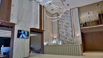 Grand Asoke Suites Boutique Residence