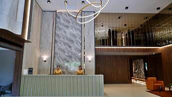 Grand Asoke Suites Boutique Residence