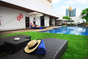 Grand Asoke Suites Boutique Residence