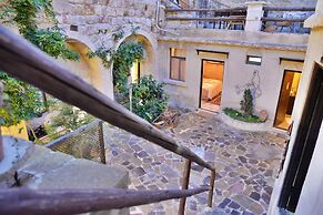 Antik Cave House - Special Class