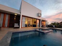 Villa Being - Tobago Luxury B&B