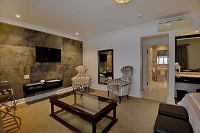 The Coach House at Val du Charron