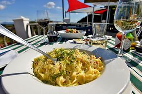 The Coach House at Val du Charron