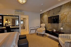 The Coach House at Val du Charron