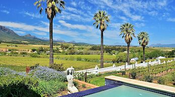 The Coach House at Val du Charron