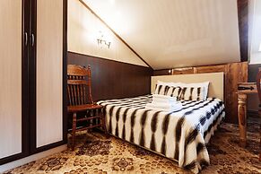 Dom Romanovykh Mini-Hotel