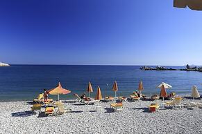 Maria Studios and Apartments