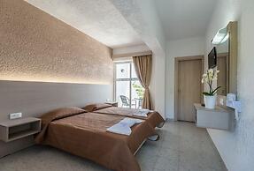 Essential Summer - Adults only