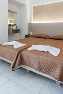 Essential Summer - Adults only