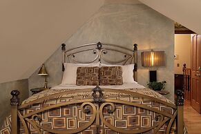 The Historic Webster House