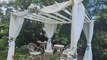 The Historic Webster House