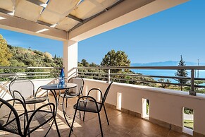 Porto Galini Seaside Resort & Spa