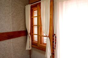 Happiness Full Guesthouse