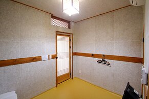 Happiness Full Guesthouse