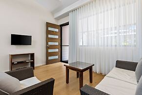 Lorhiti Apartments
