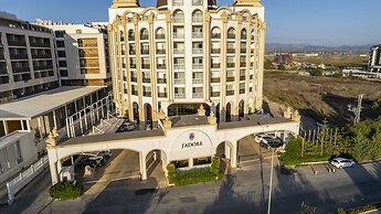 J'adore Deluxe Hotel & Spa