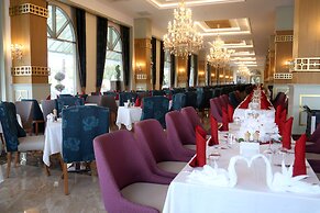 J'adore Deluxe Hotel & Spa