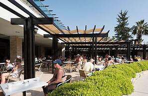 J'adore Deluxe Hotel & Spa